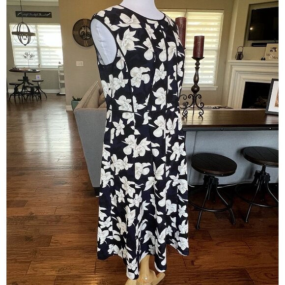 Ann Taylor Dress Women’s 14 Midi Black Navy White Floral Stretch Fit & Flare - Picture 9 of 13